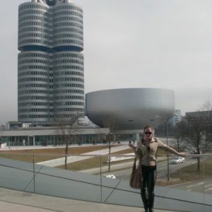 Anna – München után Londonba készül