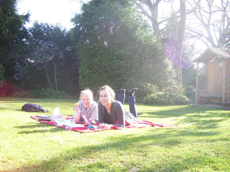 Nori-bucsu-angliatol-Picnic